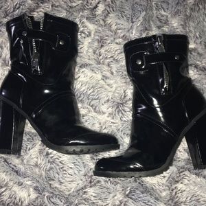 ♥️Black Boots -NEW♥️